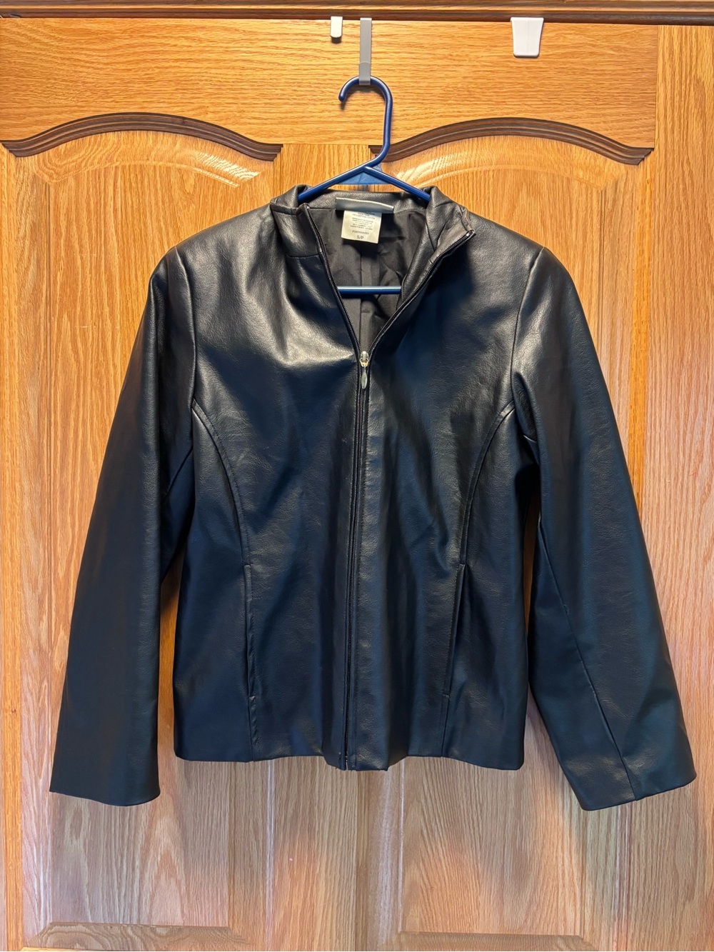 Women’s Black Fitted Leather Jacket